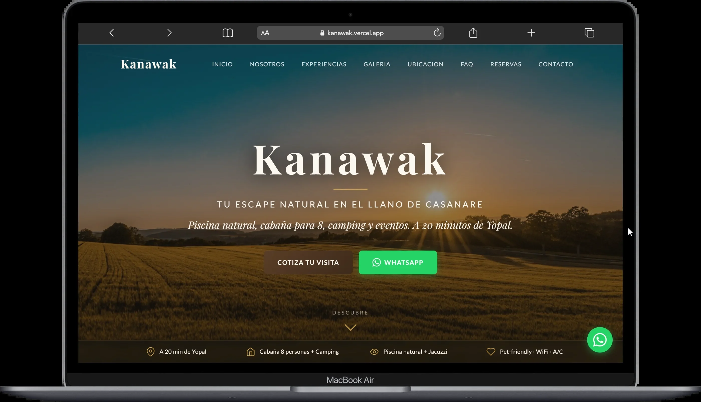 Landing de Kanawak en MacBook con hero del llano colombiano al atardecer